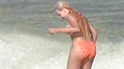 Seksi punčka s fit telesom počne neverjetne stvari s svojim partnerjem