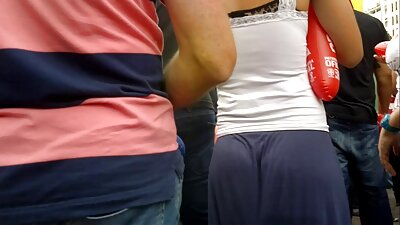 Rjavolaska kurba Vicky Love zajebava toplo muco Leanne Lace