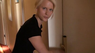 Vroča brazilska milf postavi tiča v usta in tudi njeno pizo